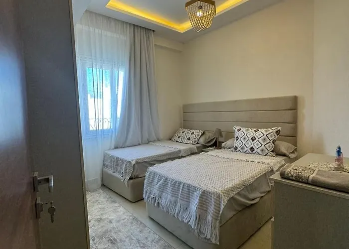 Luxury Doplex With Private Roof - Hills *