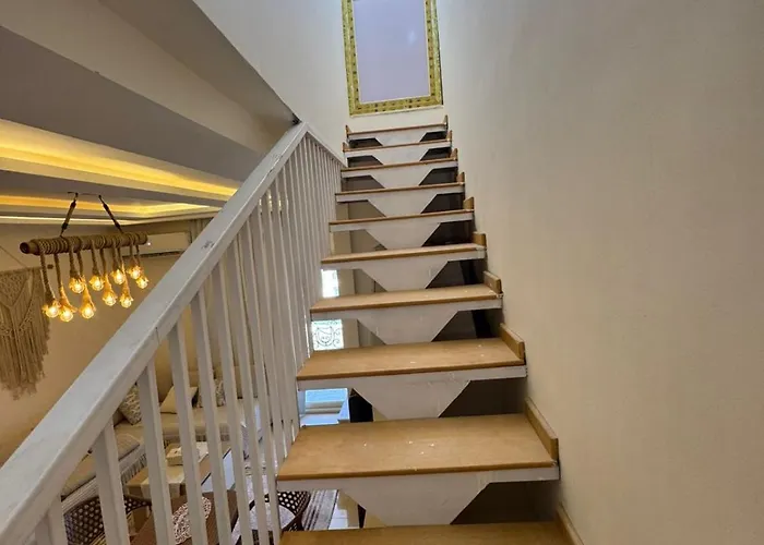 Luxury Doplex With Private Roof - Hills *